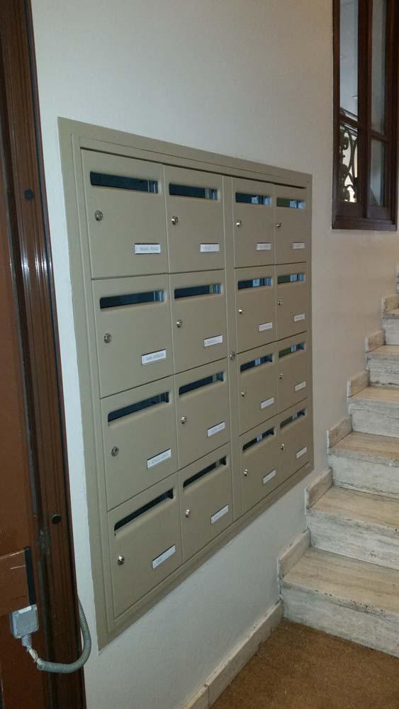 Installation de boîte aux lettres Paris