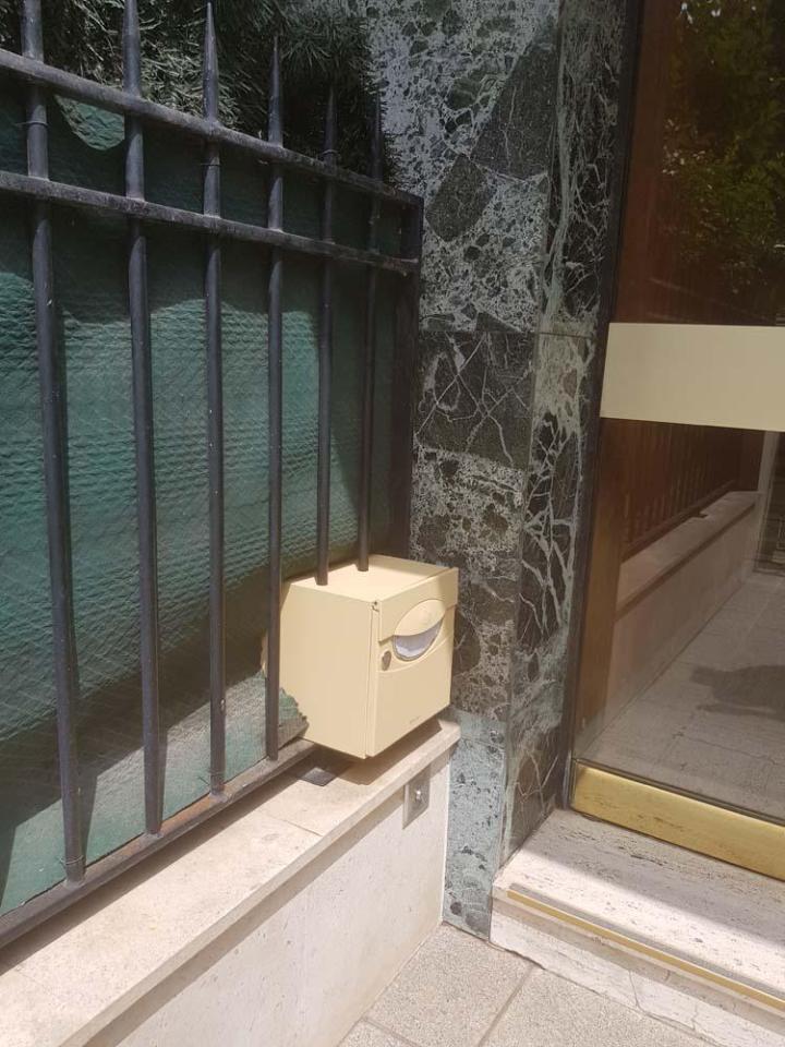 Installation de boîte aux lettres Paris