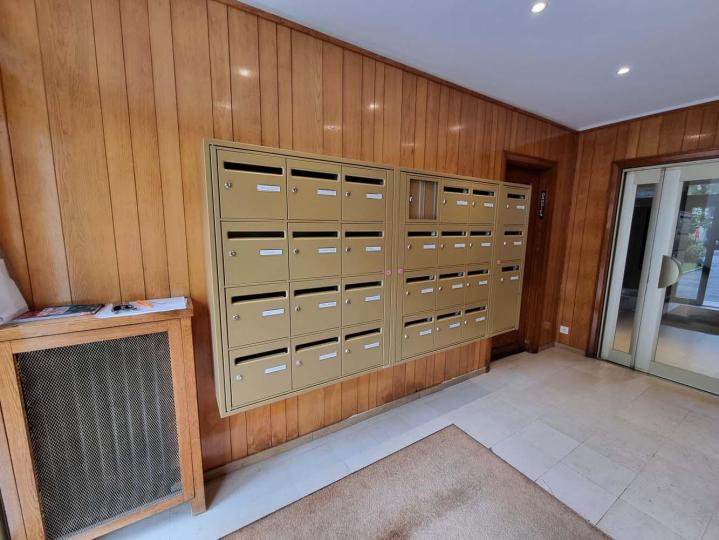 Pose de boîte aux lettres Paris