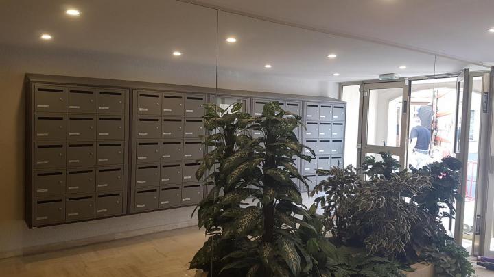 Pose de boîte aux lettres Paris