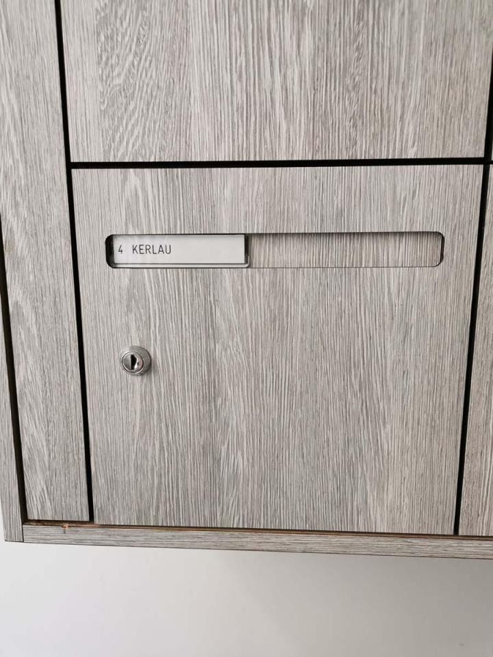 Pose de boîte aux lettres Paris