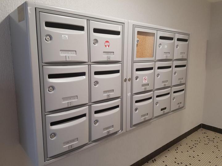 Boites aux lettres immeuble Paris